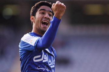 هافبک استقلال از فهرست آبی‌پوشان خط می‌خورد/ جا برای جباروف باز شد