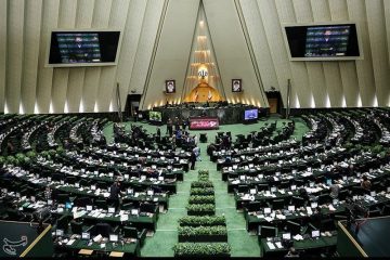 شریعتمداری وزیر صنعت شد