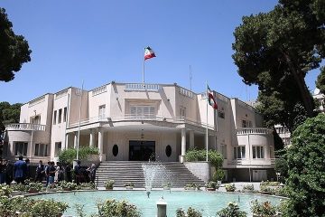 مجلس به ۱۶ وزیر دولت دوازدهم رای اعتماد داد/ شریعتمداری سکان دار صنعت شد