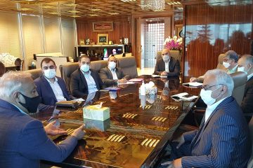 جلسه هیات مدیره سندیکا با مدیر عامل شرکت فولاد گیلان آقای دانیال زاده و آقای میرزائی