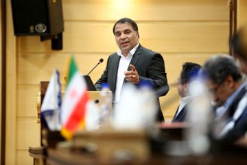 امروز روز دیدن  با چشم بصیرت است