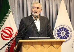 بخش خصوصی به جای مدح، عملکرد وزرای اقتصادی را نقد کند