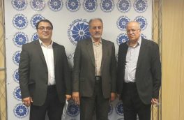 مذاکره رئیس هیات مدیره سندیکا با مدیرعامل مجتمع فولاد مبارکه