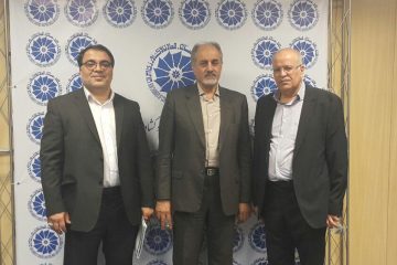 مذاکره رئیس هیات مدیره سندیکا با مدیرعامل مجتمع فولاد مبارکه